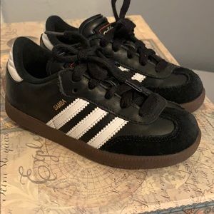 Adidas Samba